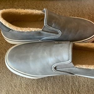 Lugz grey comfy shoe size 9